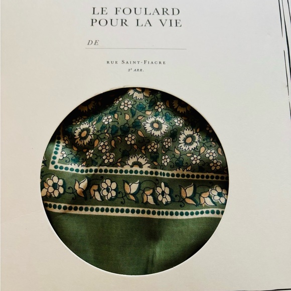 Sezane Accessories - Sézane Floral Green Scarf